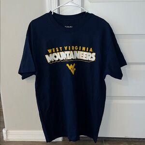NWOT West Virginia Mountaineers Navy T-Shirt